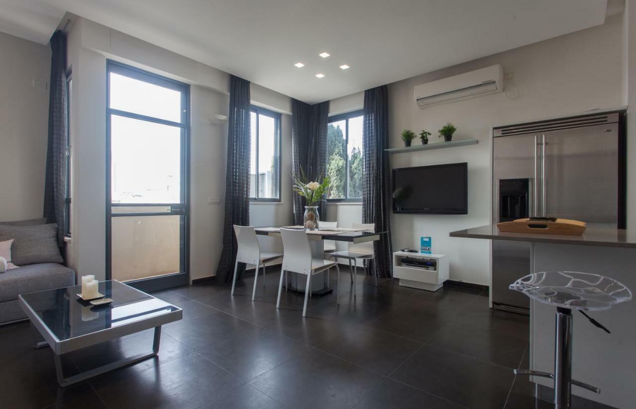 Luxury Penthouse 2 Bed Near Rothchild Tel Aviv Exterior foto